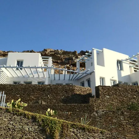 Lydi * Livadia (Andros)