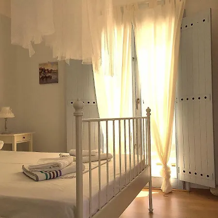 Villa Lydi Livádhia