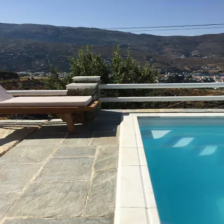 Lydi * Livadia (Andros)
